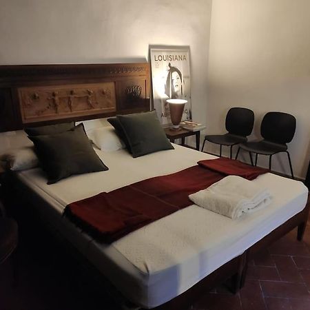 Lovely Portion Of Property Near Piazza Santo Spirito فلورنس المظهر الخارجي الصورة